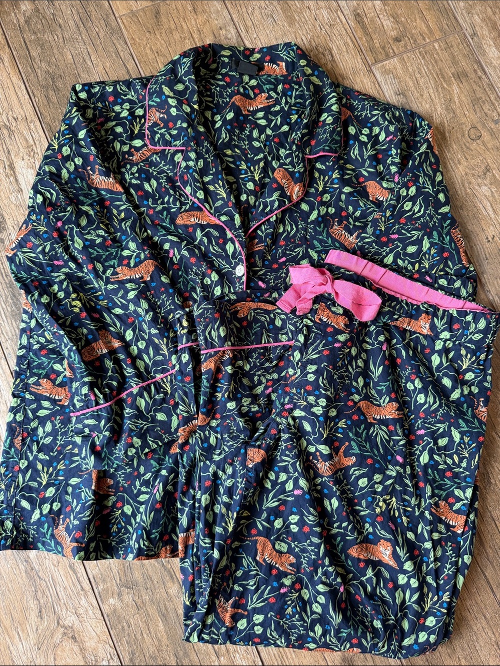 J.Crew Vintage Pajama Set in Leafy Tiger Print medium